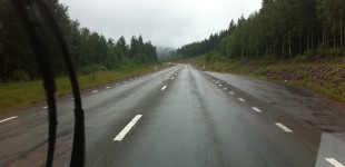 Fahrt durch das verregnete Dalana
